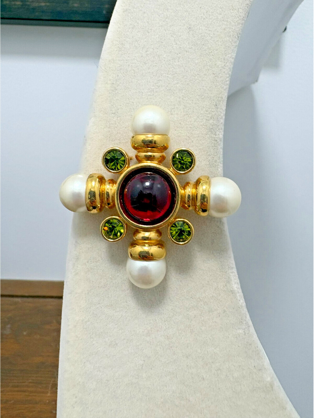Vintage Avon Gold Tone Gripoix Maltese Cross Faux Pearl Red Cabochon Brooch Pin